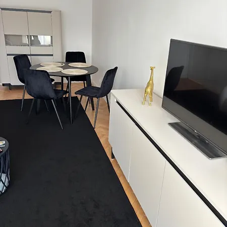 Przymorze Apartament,blisko Park Regana, Plaza Lejlighed
